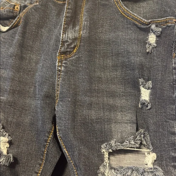 Distressed Jeans - Picture 5 of 5